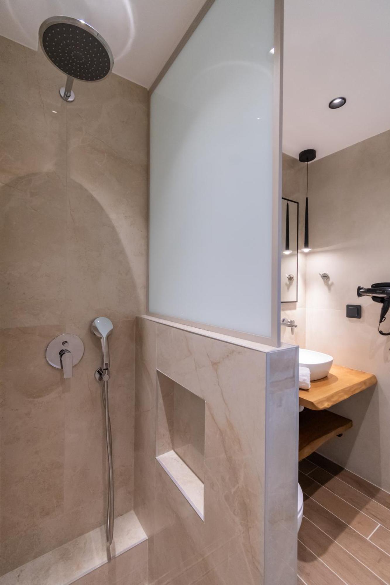Hp Family Suites نيوس مارماراس الغرفة الصورة